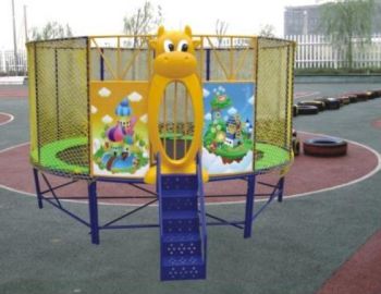 Thảm nhún trẻ em gắn hình con bò